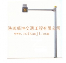 信號(hào)燈桿